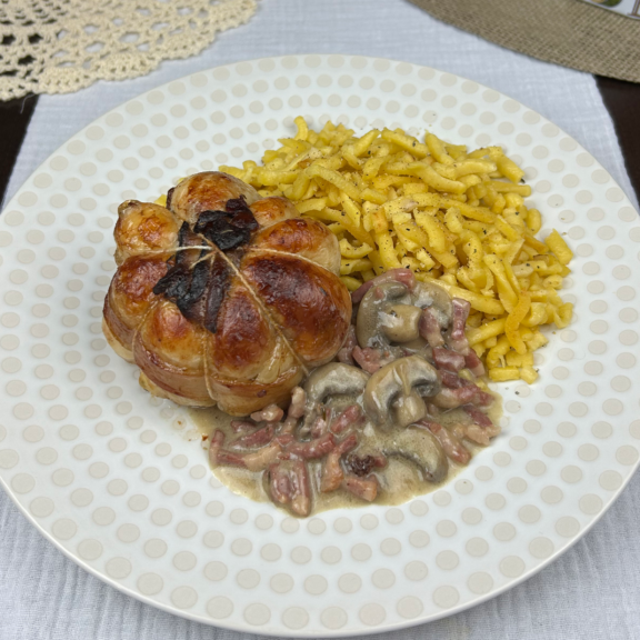 Paupiettes de poulet à l&rsquo;alsacienne avec sa sauce au vin blanc